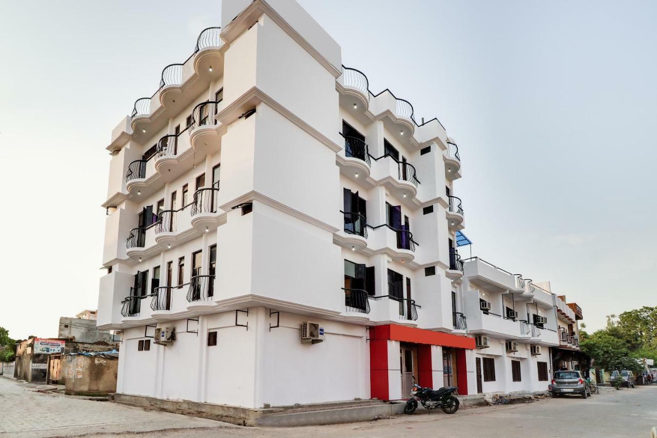 Spot On 38567 Hotel Aryan Lucknow Eksteriør bilde