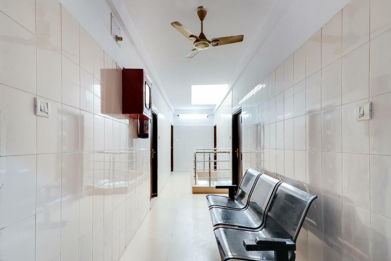 Spot On 38567 Hotel Aryan Lucknow Eksteriør bilde